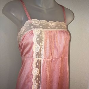 House Of David • Long Pink & Lace Nightgown